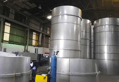 Fabricación de tanques de almacenamiento de líquidos